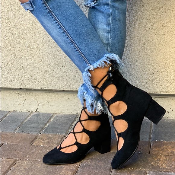 Mary Jane Gladiator Style Pump Kitten Heel Bootie - Picture 7 of 8